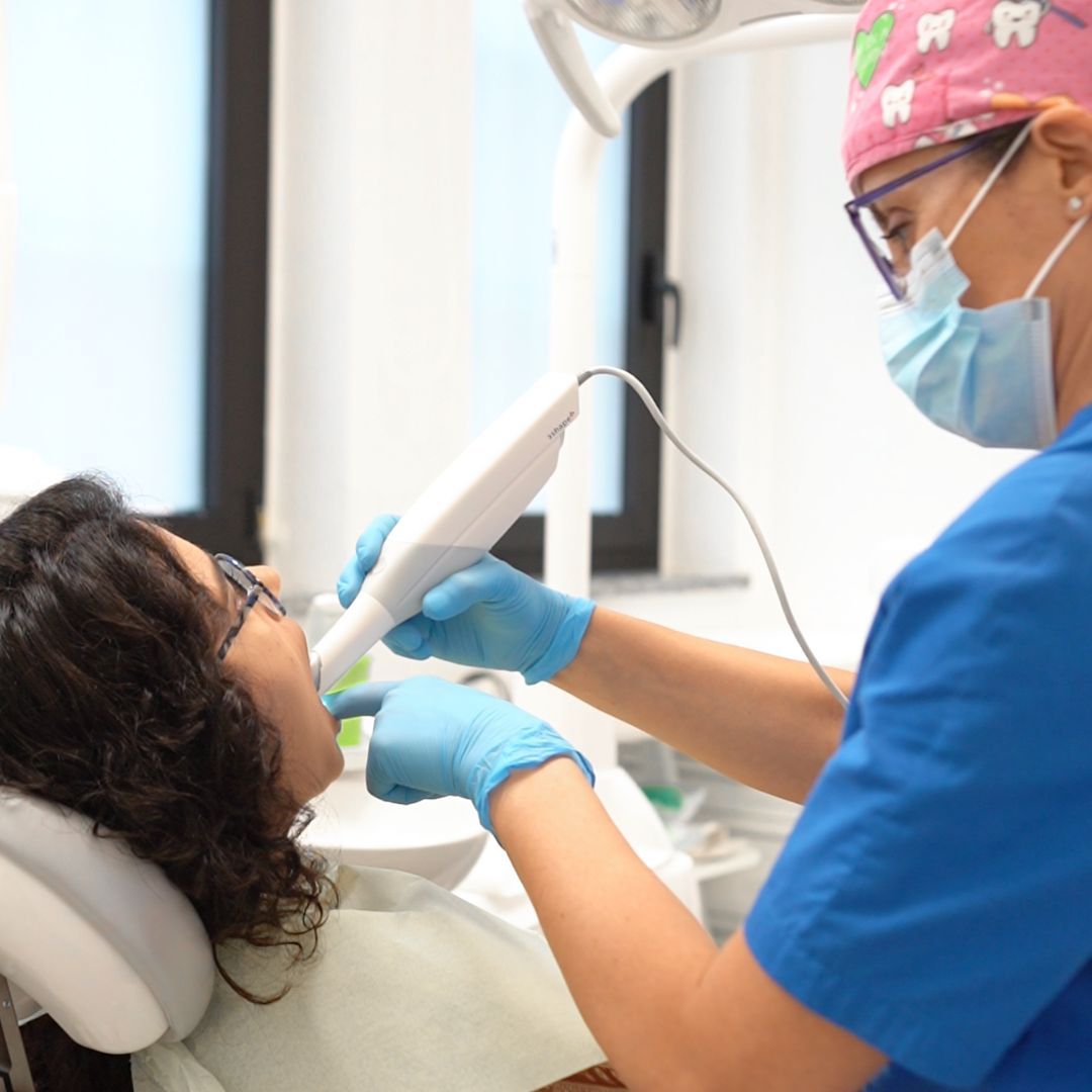 Apparecchio dentale a Carrù - studio dentistico a Dogliani